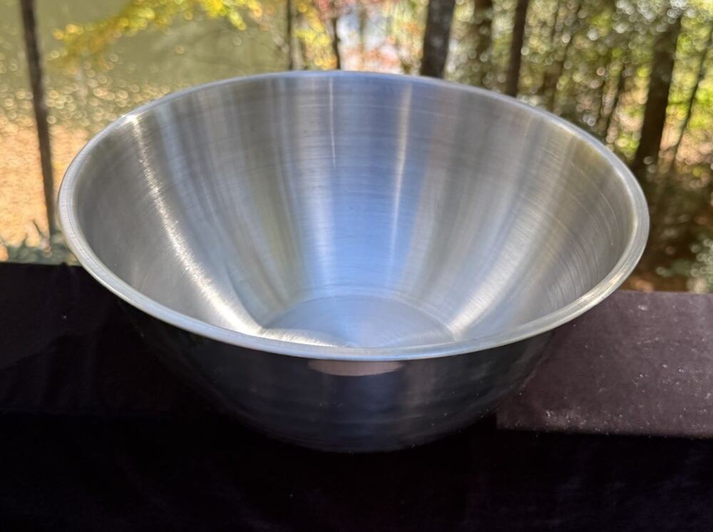 Wazir Chand & Co-Stainless Steel 11” Large Mixing Bowl Excellent
